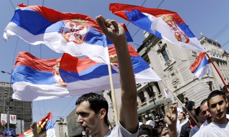 ЕС выкручивает руки Сербии