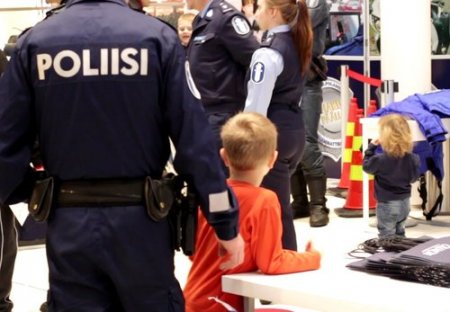 В Финляндии у гражданки РФ забрали сына