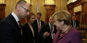 HRW: Меркель надо убедить Яценюка, чтобы его солдаты не убивали мирных жителей Донбасса