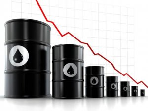 МВФ ожидает в нынешнем году среднюю цену на нефть на мировых рынках на уровне $56,73 за баррель