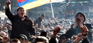 За беспорядками в Гюмри стоят армянские прозападные олигархи