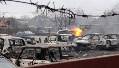 Под Мариуполем идет бой между ополченцами и батальоном "Азов"