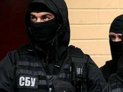 СБУ задержала пожилого луганчанина, «угостившего» военных мёдом с бомбой внутри