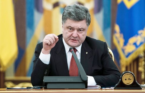 Порошенко исключил возможность участия РФ в миротворческой операции