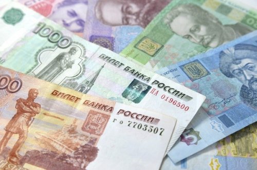 ДНР примет меры  от последствий обвала гривны и допускает введение российского рубля в оборот