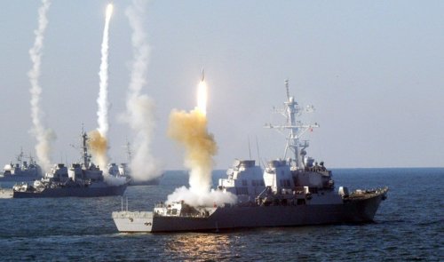 Польские СМИ: россияне используют корабли НАТО, вошедшие в Черное море, как мишени
