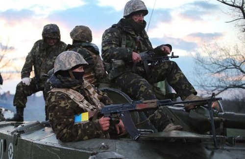 С бойцов украинской нацгвардии требуют переплаченные боевые