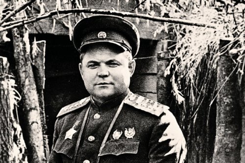 Дочь генерала Ватутина просит перенести его прах из Киева в Россию