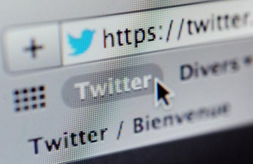 Роскомнадзор потребовал от Twitter удалить страницы экстремистов
