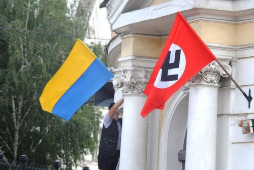 Украина: беспамятство и фашизм в одной упряжке