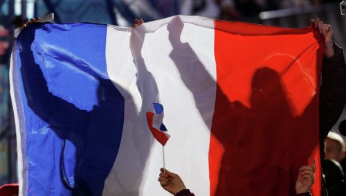 Массовые акции протеста проходят во Франции против мер правительства