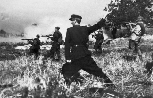 30 апреля 1945 года. Войска 4-го Украинского фронта овладели городом Моравска Острава