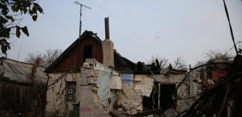 В Донецке после ночных обстрелов уничтожен дом в Куйбышевском районе