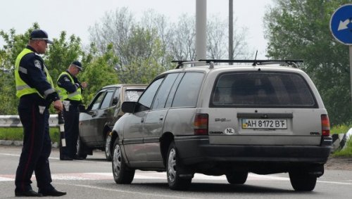 Киев закрыл движение транспорта в сторону Мариуполя и Курахово 