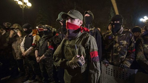 «Правый сектор» срочно отправляет группировку бойцов в Донбасс