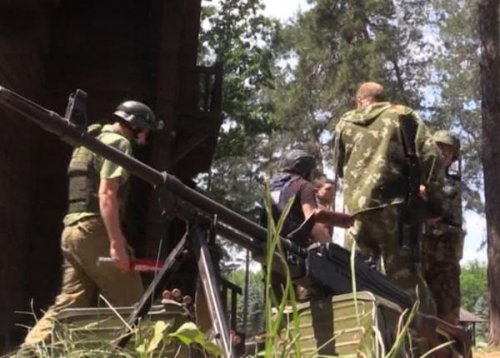 Бойцы бригады «Пятнашка» показали LifeNews передовую под Марьинкой