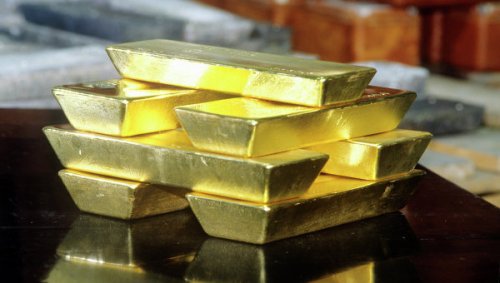 Стоимость золота растет после снижения на данных из США