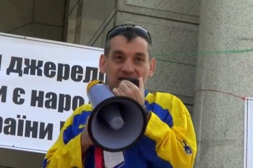 Организатора акций протеста против Порошенко вывезли в лес и пытали 