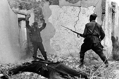 Как донецкие шахтеры разгромили фашистов саперными лопатками