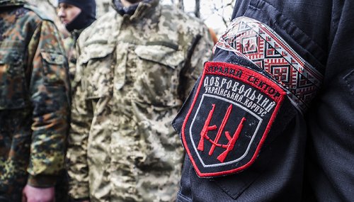 Россиянина обвинили в вербовке боевиков для "Правого сектора"