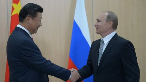 Польское СМИ: РФ и Китай становятся силой, которая Западу не по зубам