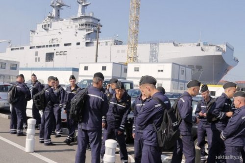 От Франции больше ничего не ждем: Российские экипажи «Мистралей» расформированы