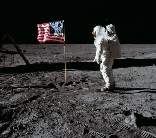 А были ли Американцы на Луне?