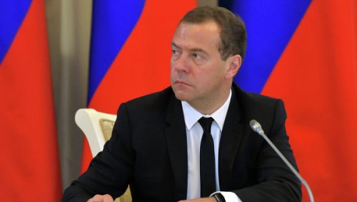 Медведев: Россия не продлит транзитный контракт на невыгодных условиях
