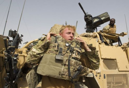 «Российская угроза» помогает Британии спасти оборонный бюджет