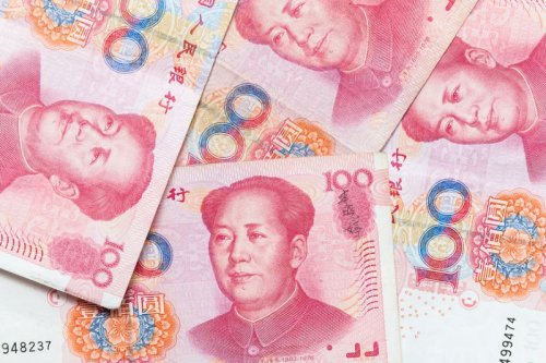 Китай подбирается к валютной корзине