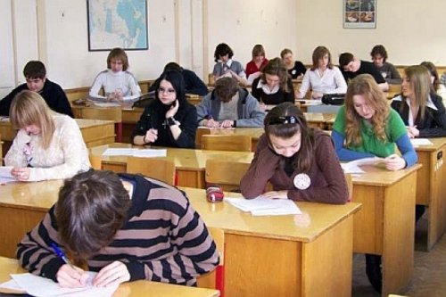 Школы ДНР переходят на российские стандарты образования 