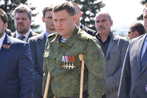 Захарченко высмеял планы секретаря СНБО Украины взять его в плен