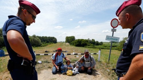 Венгры закрыли границу с Сербией для мигрантов