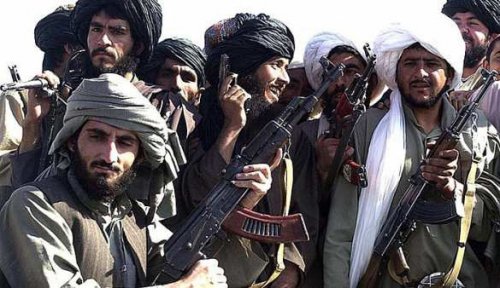 Талибы завладели ключевой военной базой вблизи Кундуза в Афганистане
