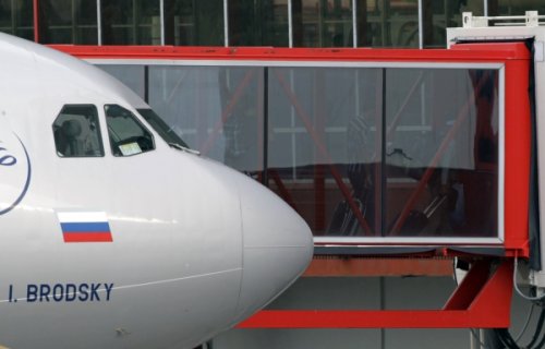 "А нас-то за шо?": Украина просит Россию объяснить причины авиасанкций