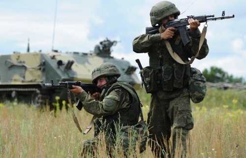 Минобороны: Сухопутные войска и ВДВ за квартал получили свыше 2,4 тыс. единиц вооружения