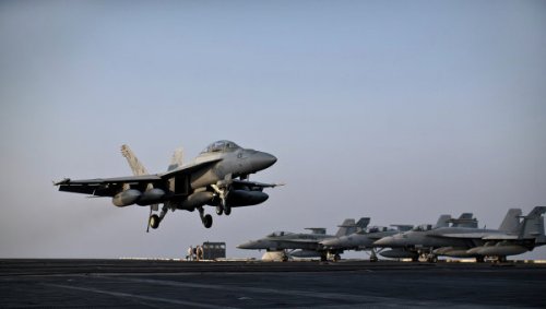 NBC: США отозвали авианосец из Персидского залива на фоне операции РФ
