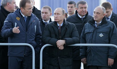 Путин предложил провести первые пуски с космодрома Восточный весной 2016 года 
