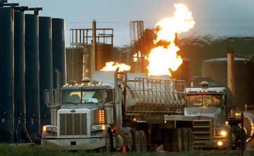 Нефтяная мина под США: Ждет ли американскую сланцевую отрасль неминуемый крах?