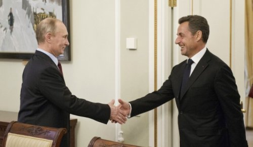 Французские СМИ: поездка Саркози в Москву вызовет на Западе "зубовный скрежет"