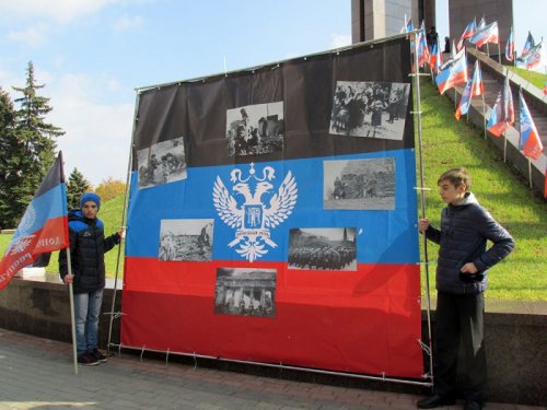 Донбасс чтит историю, а Украина – извращает
