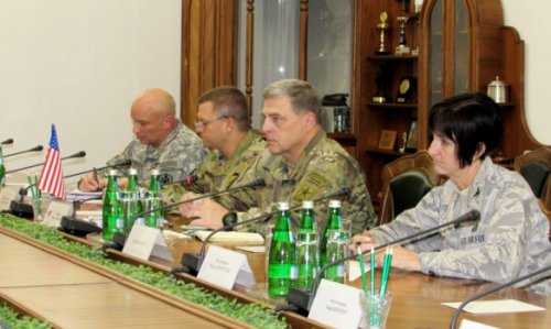 В Украине с официальным визитом находится делегация Вооруженных сил США