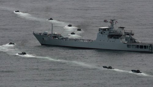 Китай готов принять все меры для защиты от новых действий кораблей США