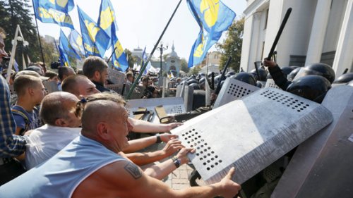 Украинские националисты отвергают обвинения в экстремизме и русофобии