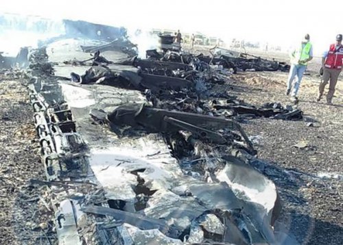 В России объявлен день траура по погибшим в авиакатастрофе в Египте