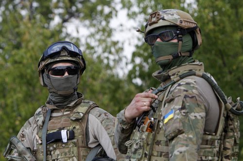 Украина разрешила иностранцам служить в армии
