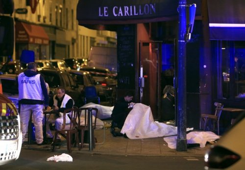 Не менее 40 человек погибли в результате стрельбы и взрывов в Париже 