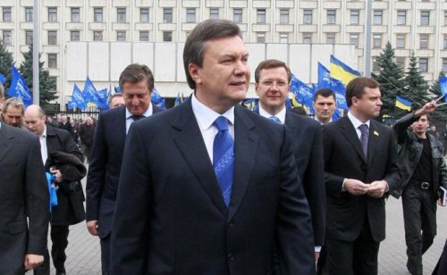 Грехи Порошенко повесят на Януковича