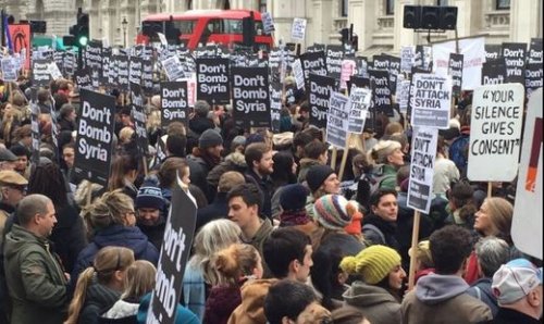 В Лондоне прошёл митинг против участия Великобритании в военной операции в Сирии
