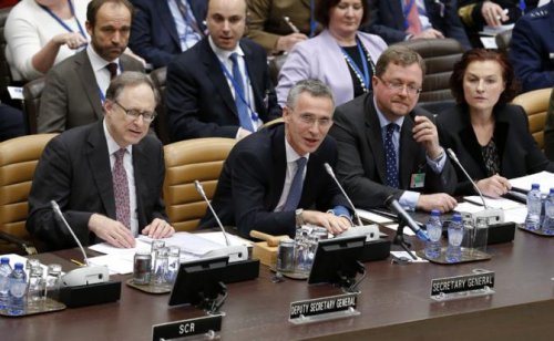 НАТО: курс на гибридную войну